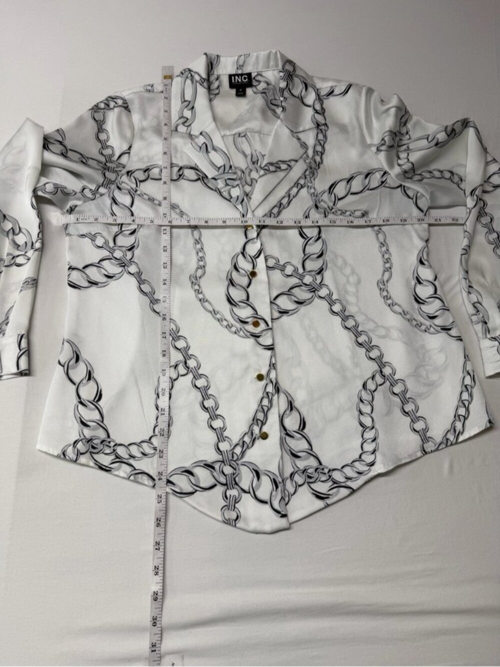 INC International Concepts Satin White Black Chain Print Button Down Blouse 1860 - Picture 2 of 4